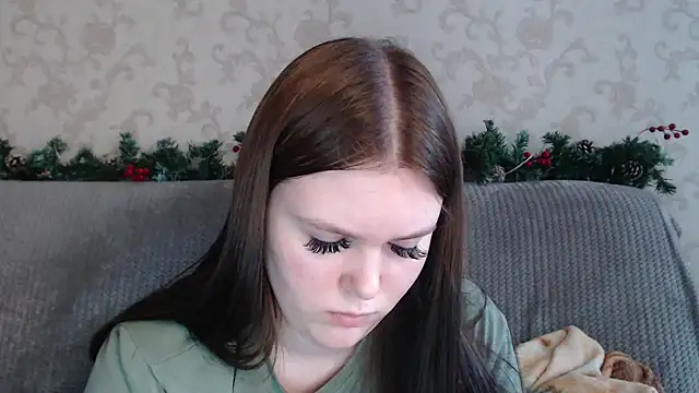 Musegirl online show from February 15, 8:13 am