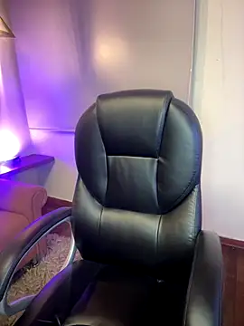 Ninfa pink online show from January 7, 5:27 pm