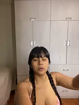 SweetieMariana online show from October 24, 9:33 pm