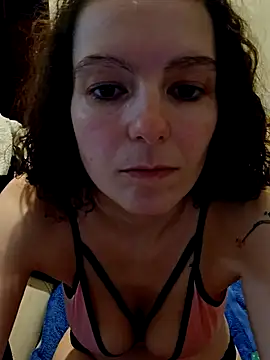 labellerose online show from February 6, 6:11 pm