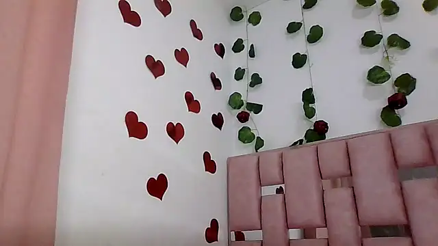 abby moss 2 online show from March 12, 12:30 pm