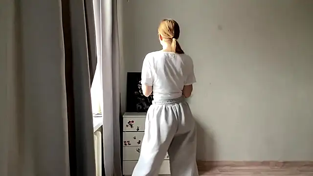  petaI online show from February 13, 6:59 am