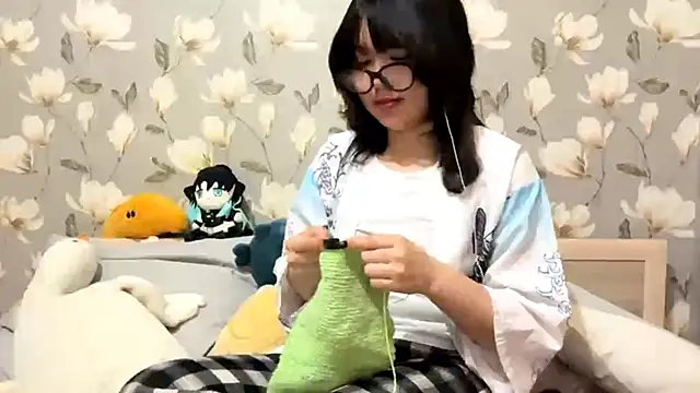 YunaMuse online show from October 12, 7:27 pm