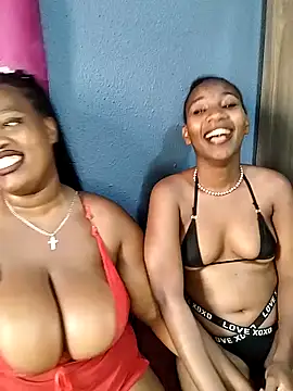 SweetBedroomEyez online show from April 9, 12:32 pm