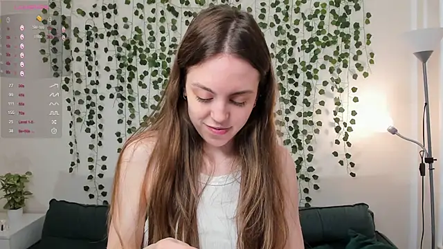 Snapshot of sweet_and_flirt chatting on October 16, 7:33 am sweet and flirt online show from October 16, 7:33 am