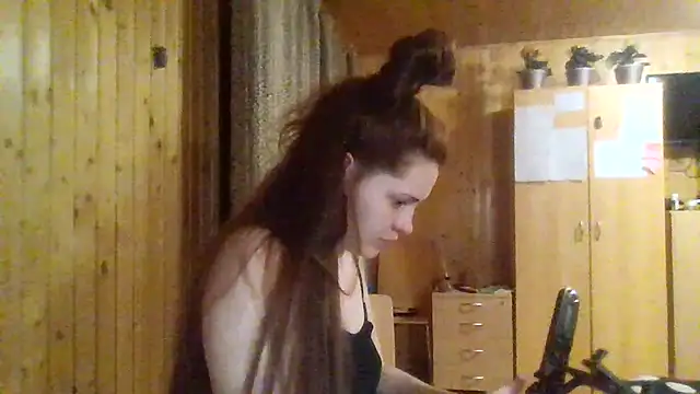 AmeliieLaFleur online show from April 7, 6:21 pm