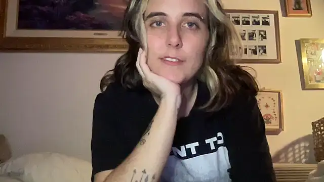 lill daddysgirl online show from December 19, 4:59 am