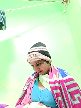 Karishma cute online show from November 22, 2:25 am