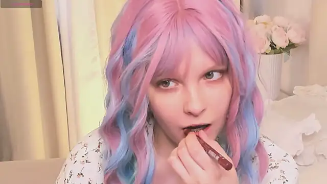 Stacy Starr online show from April 5, 5:50 am