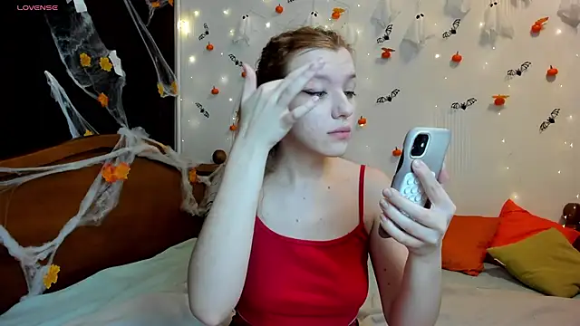 MeganNewCat online show from November 10, 9:59 am