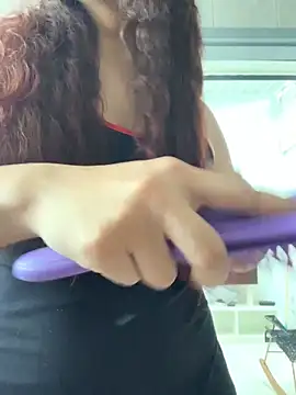 La-Gatiita-trans online show from April 8, 1:02 pm