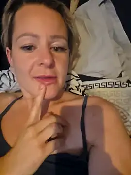 DarceyDevilDoll online show from May 31, 7:48 pm