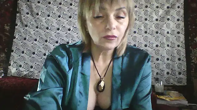 Lia Ray online show from February 18, 1:32 pm