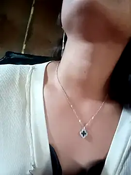 Lyssa-a online show from October 29, 4:28 am