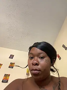 Snapshot of diimplezduhh1 chatting on October 20, 8:34 pm diimplezduhh1 online show from October 20, 8:34 pm