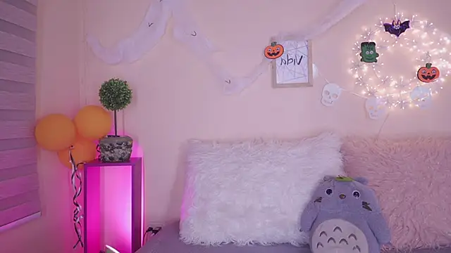 Meggie  online show from October 27, 11:54 pm