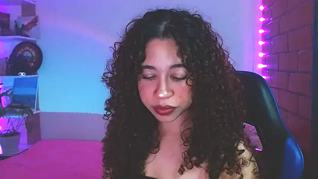 Medussa3033 online show from August 7, 3:46 am