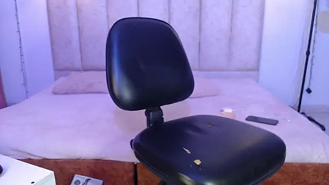 antonella rosecs online show from February 2, 5:06 am