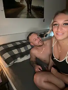 xx spiceycouple xx online show from March 28, 10:41 pm