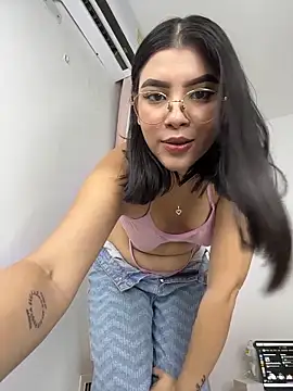 Julietalcl online show from March 3, 2:17 am