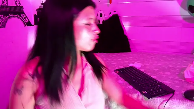 petite coral online show from July 1, 2:44 am