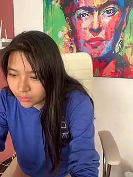 Snapshot of LeahParker_Pink chatting on October 20, 1:47 pm LeahParker Pink online show from October 20, 1:47 pm