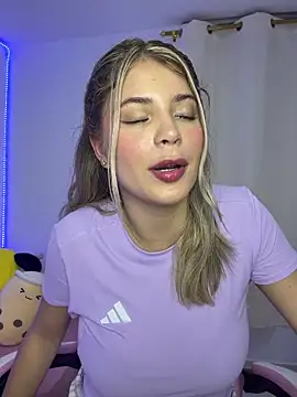  Alicee 1 online show from October 31, 1:07 am