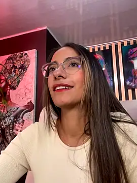 elegant  rouse online show from December 4, 7:47 pm