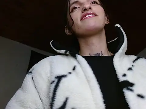 Scarlett crastrawberry online show from April 9, 2:47 am