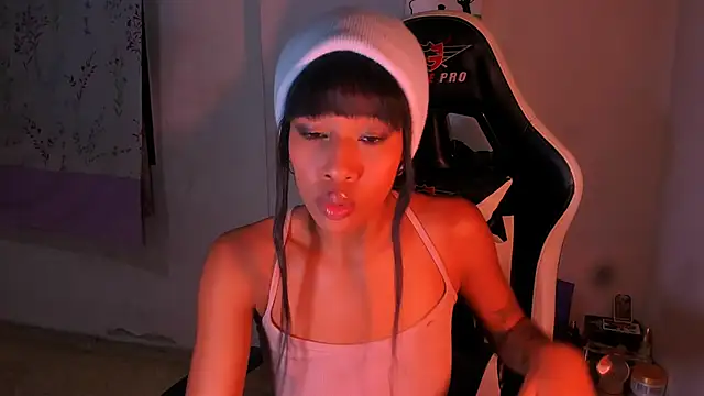 bad girl xxx online show from April 18, 4:15 am