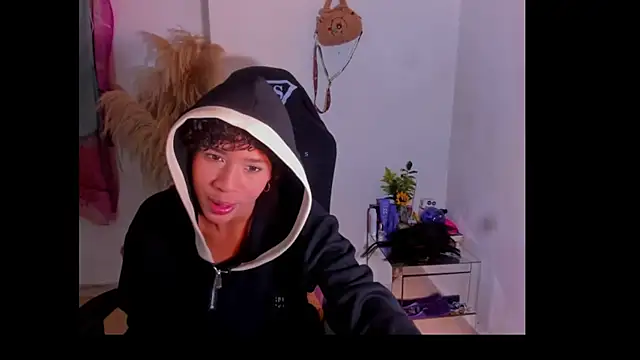 bad girl xxx online show from February 20, 3:38 am