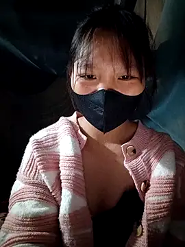 linh-miu99 online show from November 18, 5:14 pm