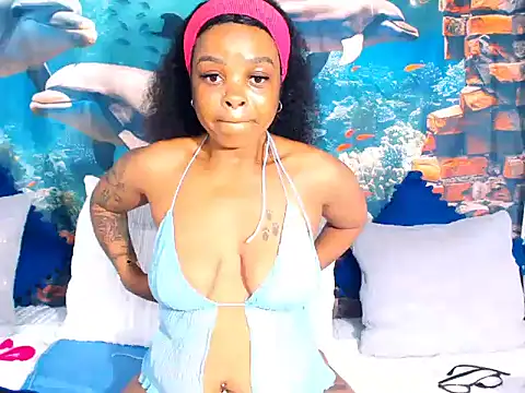 Cherrybootyjoy online show from November 27, 4:32 pm