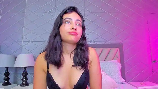 ViolettRouse online show from January 9, 4:00 pm