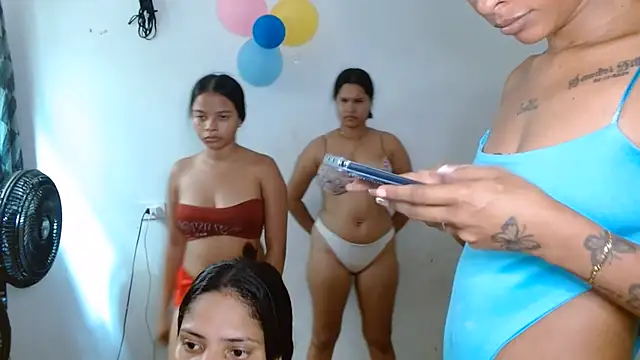 ricaslatinas1 online show from June 19, 7:06 pm