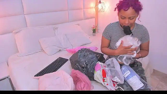 Sofia clk online show from April 13, 3:19 am