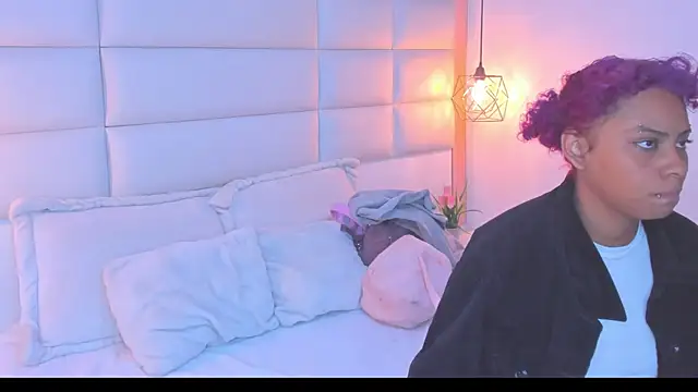 Sofia clk online show from April 17, 2:57 am