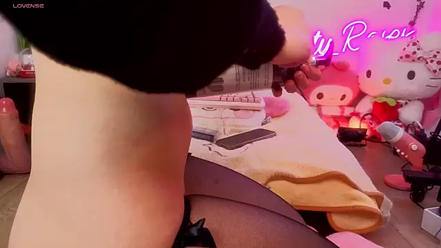 kittyrosess online show from March 20, 1:43 am