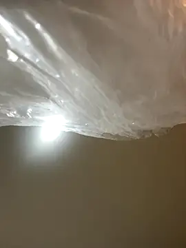 milky denni online show from October 24, 4:30 am