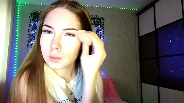 VETT KITTY online show from October 30, 7:44 am