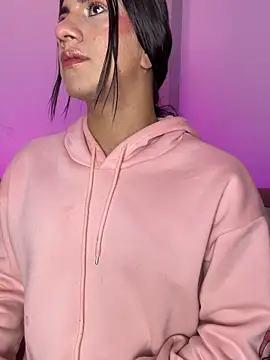 stefy bratz online show from March 30, 4:01 am