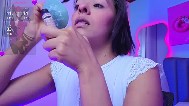 Aria Russo online show from April 6, 3:13 pm