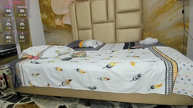 NahomiWalker  online show from December 20, 8:02 pm