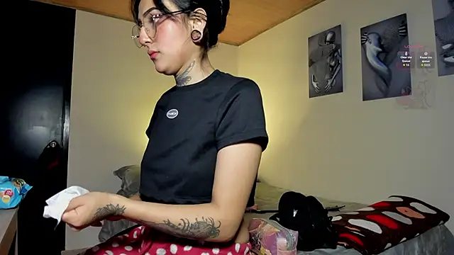 miku st online show from December 4, 7:21 am