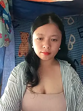 lisa-bae00 online show from December 20, 3:10 am