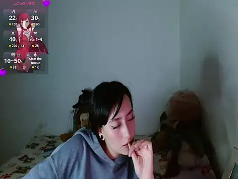 fresita streamer online show from October 29, 5:12 am