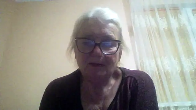 AmyLove353 online show from June 14, 8:09 pm