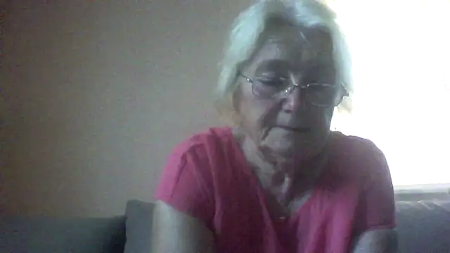 AmyLove353 online show from July 22, 3:29 am