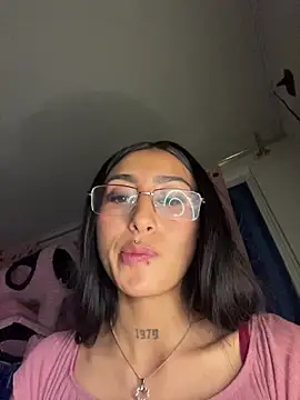 Violeet-Smith online show from November 13, 11:26 pm