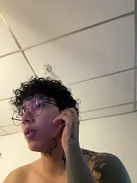 Abby Evanns1 online show from March 3, 2:23 pm